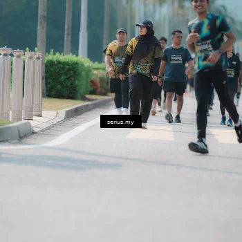 Runner Photo 6457021