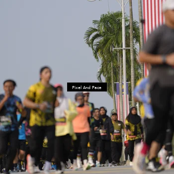 Runner Photo 6457030