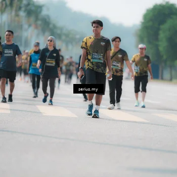 Runner Photo 6457035