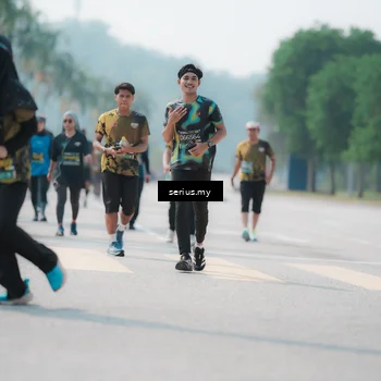 Runner Photo 6457049