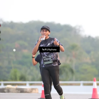 Runner Photo 6457053