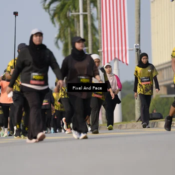 Runner Photo 6457065