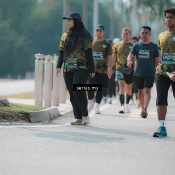 Runner Photo 6457072