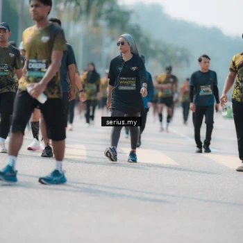Runner Photo 6457083