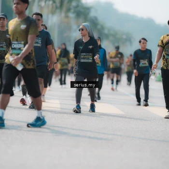 Runner Photo 6457085