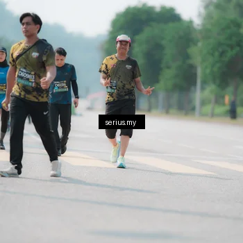 Runner Photo 6457098
