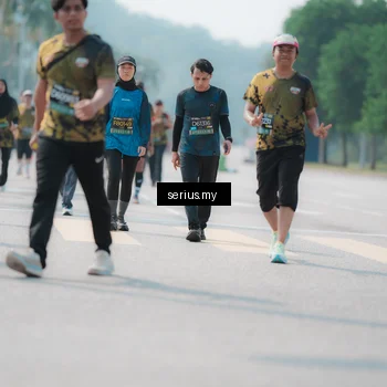 Runner Photo 6457108