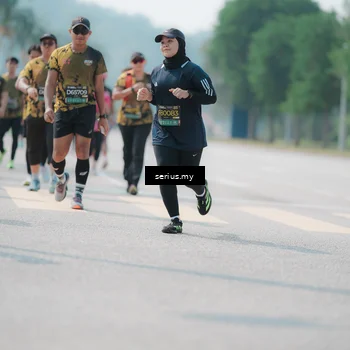 Runner Photo 6457194