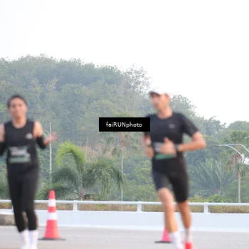 Runner Photo 6457195