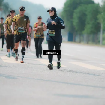 Runner Photo 6457201