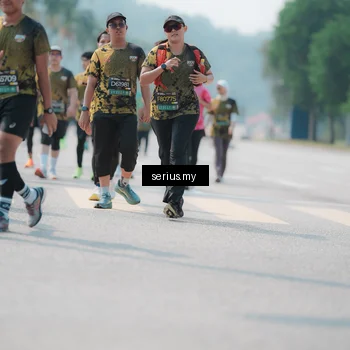 Runner Photo 6457242
