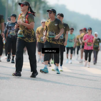 Runner Photo 6457244