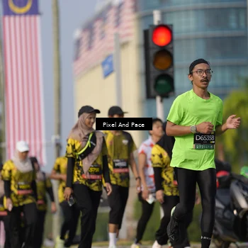 Runner Photo 6457247