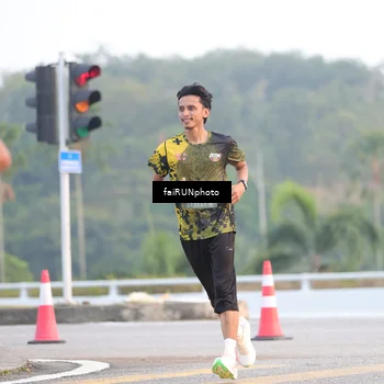 Runner Photo 6457254