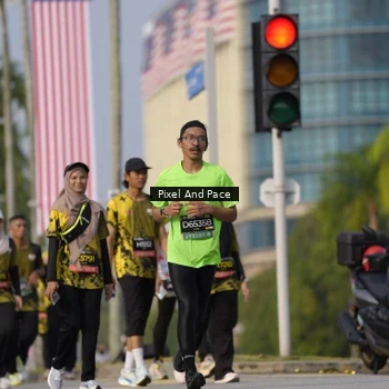 Runner Photo 6457263