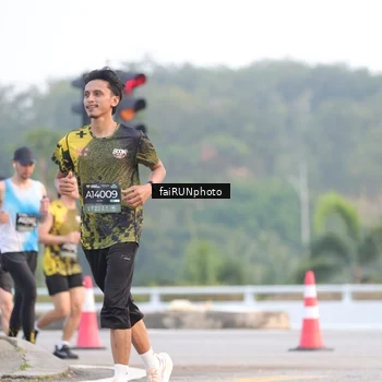 Runner Photo 6457267