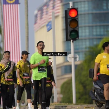 Runner Photo 6457271