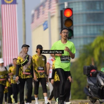 Runner Photo 6457281