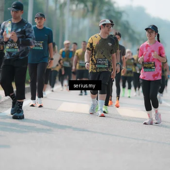 Runner Photo 6457303