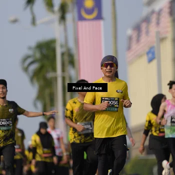 Runner Photo 6457335