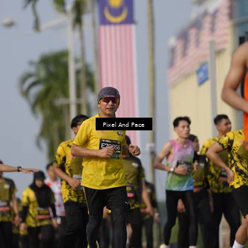 Runner Photo 6457340
