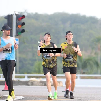 Runner Photo 6457341