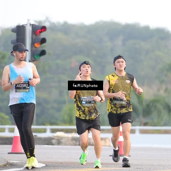 Runner Photo 6457345