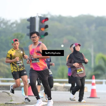 Runner Photo 6457385