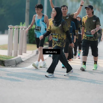 Runner Photo 6457395