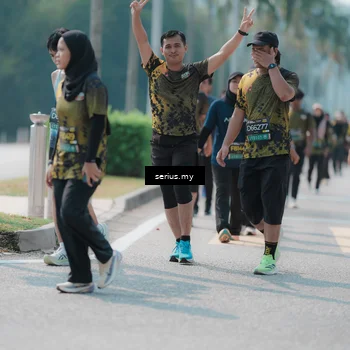 Runner Photo 6457400