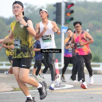 Runner Photo 6457410