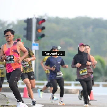 Runner Photo 6457413