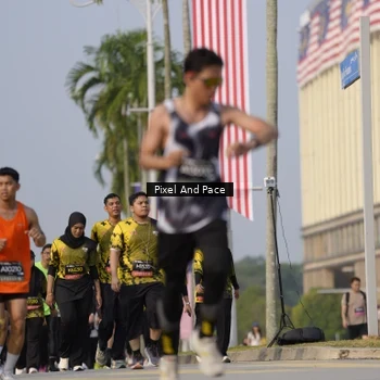 Runner Photo 6457418