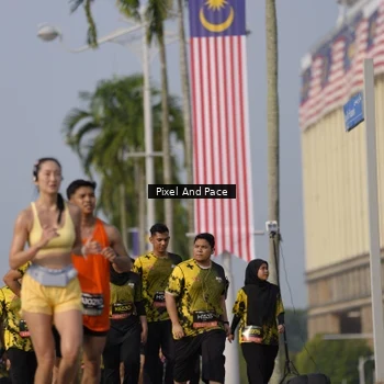 Runner Photo 6457421
