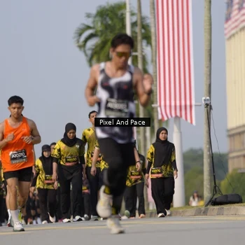 Runner Photo 6457429