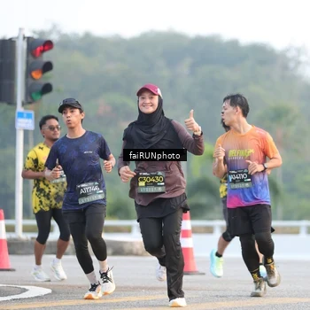 Runner Photo 6457448