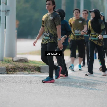 Runner Photo 6457453