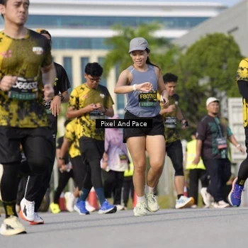 Runner Photo 6457539
