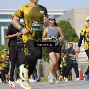 Runner Photo 6457543