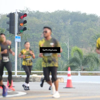 Runner Photo 6457572