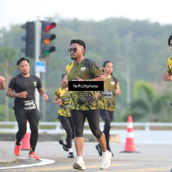 Runner Photo 6457573