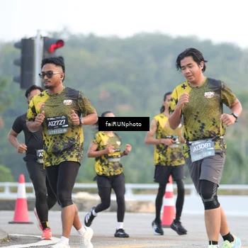 Runner Photo 6457575