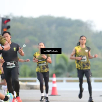 Runner Photo 6457577