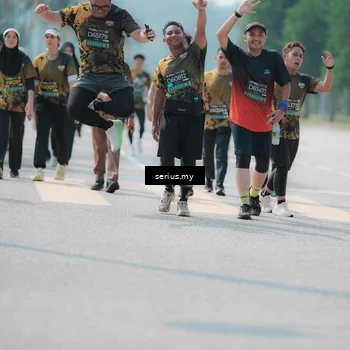 Runner Photo 6457578