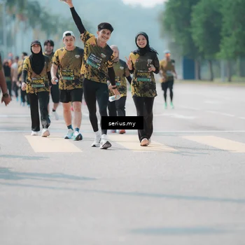 Runner Photo 6457675