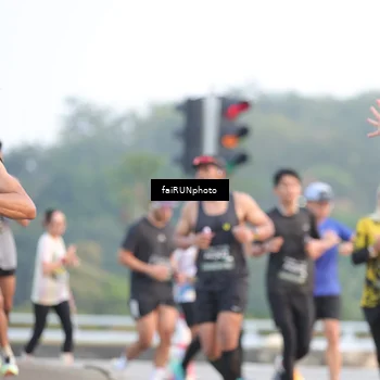 Runner Photo 6457700