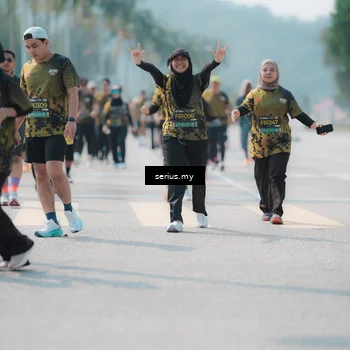 Runner Photo 6457736
