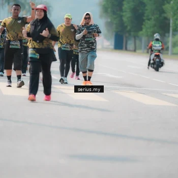 Runner Photo 6457811