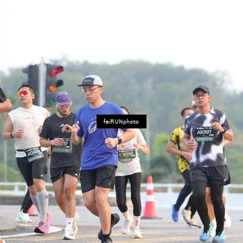 Runner Photo 6457813