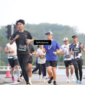 Runner Photo 6457821